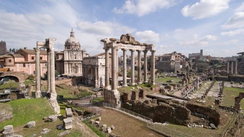 Italy: slipping into a crisis in confidence