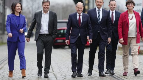 New German “Traffic Light” Coalition Launches Climate and Economic Programme During Difficult Phase New German “Traffic Light” Coalition Launches Climate and Economic Programme During Difficult Phase