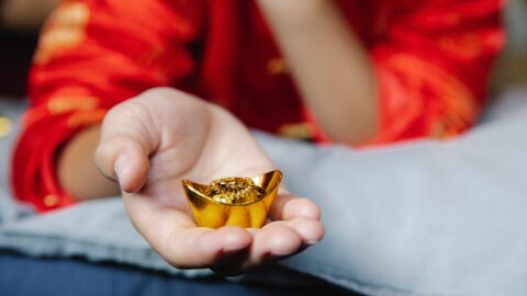 Gold: From means of payment to safe haven