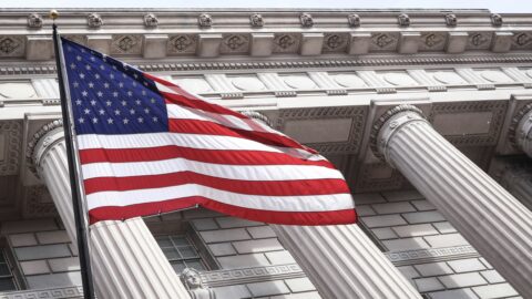 Soft landing beats political uncertainty