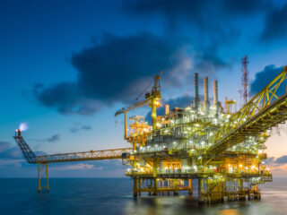 Oil prices under pressure: Why producing countries are changing their strategy