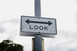 Between AI euphoria and recession worries: which scenario will prevail?