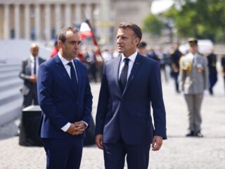 Élysée Palace under pressure: who is the real victim of the political stalemate in France?