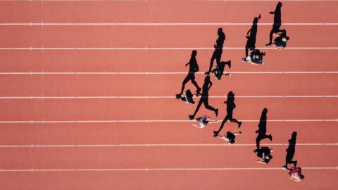 Between the gold rush and AI hype: what can we expect on the home stretch of 2025?